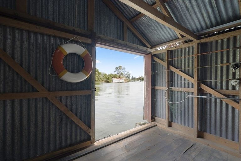 Photo of property in 6 Tirairaka Terrace, Okiato, Russell, 0272