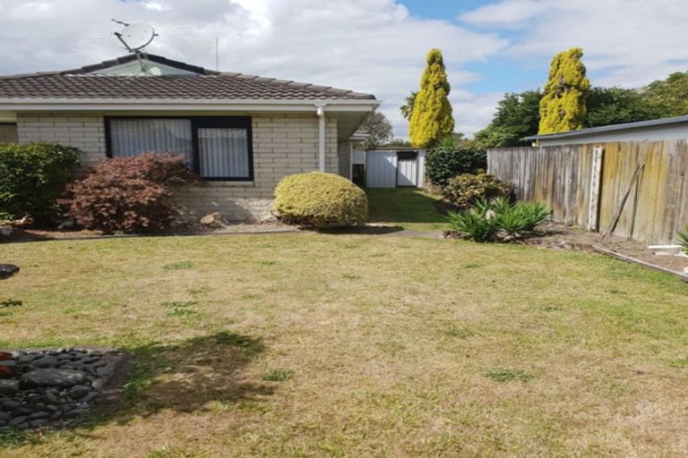 Photo of property in 1/4 Churchill Terrace, Waiuku, 2123