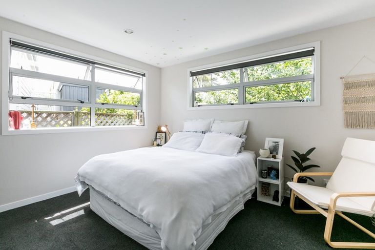 Photo of property in 9a Saint Hill Lane, Havelock North, 4130