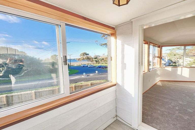 Photo of property in 26 Tamaki Bay Drive, Pakuranga, Auckland, 2010