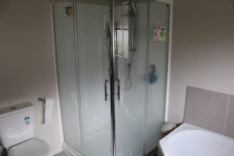 Photo of property in 102 Barrington Drive, Huntington, Hamilton, 3210