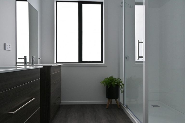 Photo of property in 60 Harakeke Drive, Wharewaka, Taupo, 3330