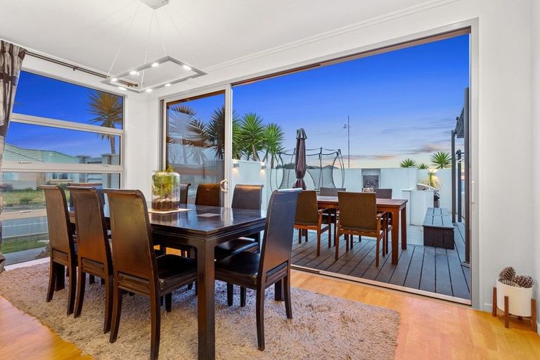 Photo of property in 1 Te Waihora Street, Pegasus, 7612