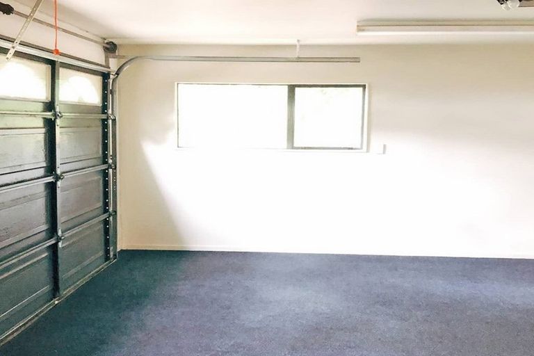 Photo of property in 35 Park Road, Titirangi, Auckland, 0604