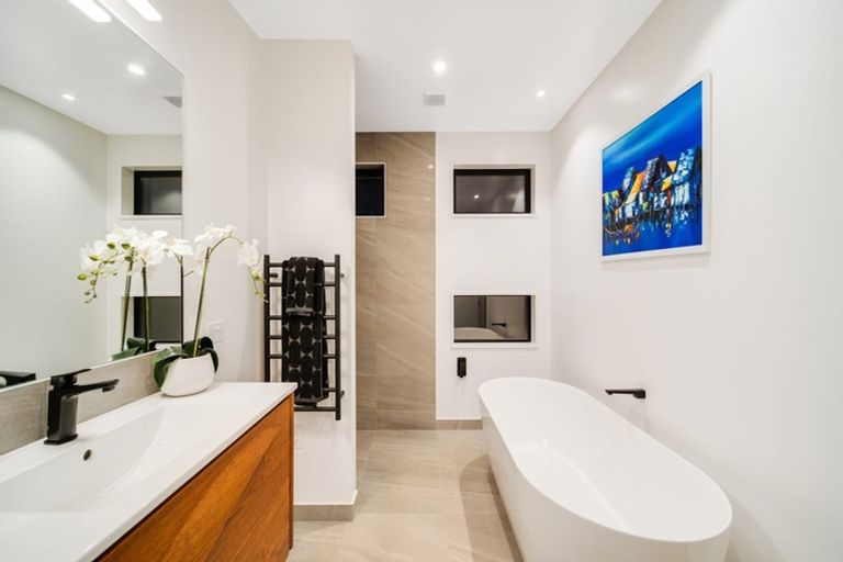 Photo of property in 44 Silver Peaks Drive, West Melton, 7618