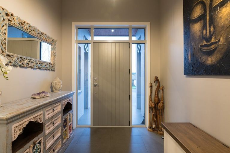 Photo of property in 8 Penetaka Heights, Pyes Pa, Tauranga, 3112