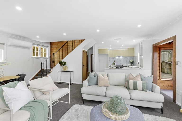 Photo of property in 128 Manuka Street, Stokes Valley, Lower Hutt, 5019