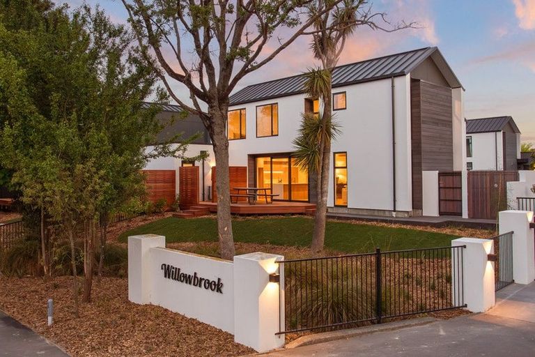 Photo of property in 54b Innes Road, St Albans, Christchurch, 8052