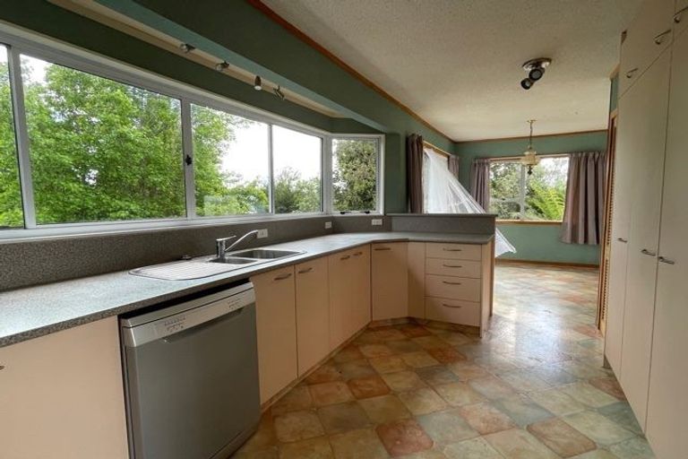 Photo of property in 17 Sumich Place, West Harbour, Auckland, 0618