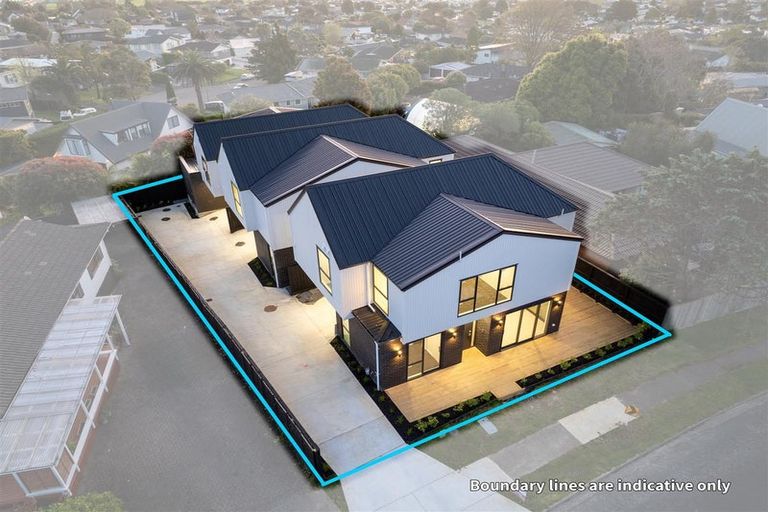 Photo of property in 61c Marendellas Drive, Bucklands Beach, Auckland, 2014