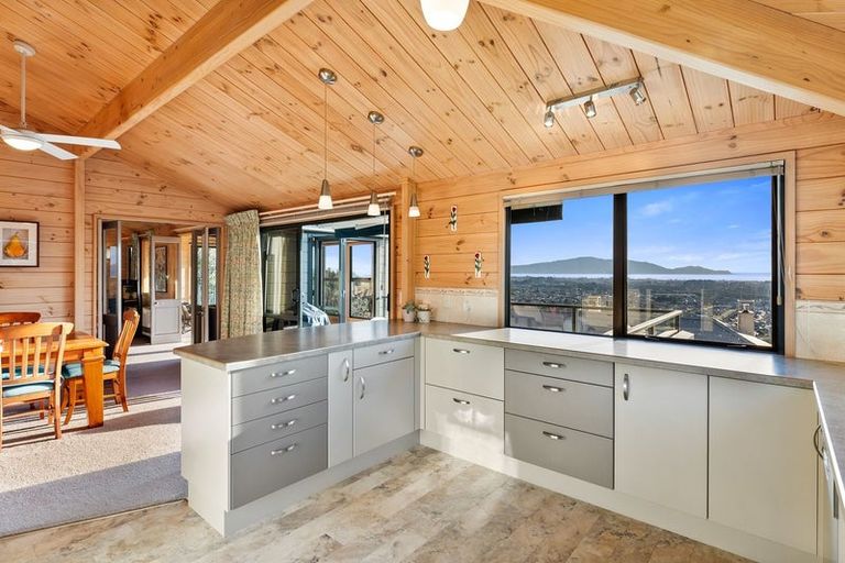 Photo of property in 53d Kotare Street, Waikanae, 5036