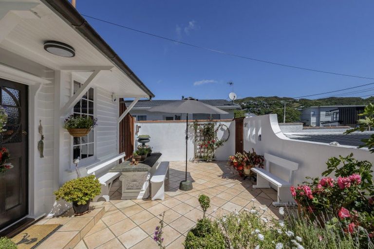 Photo of property in 14 Chamberlain Road, Karori, Wellington, 6012