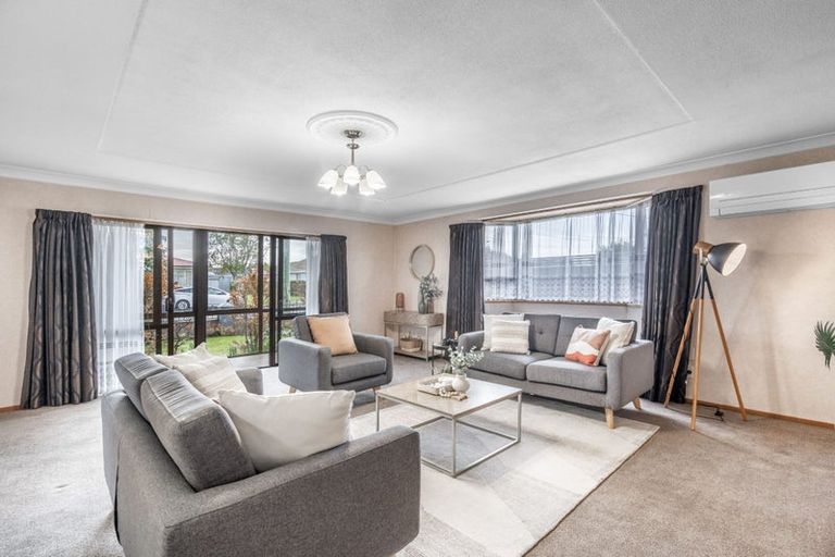 Photo of property in 37 Renfrew Street, Waikiwi, Invercargill, 9810