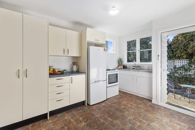 Photo of property in 605 Evans Bay Parade, Kilbirnie, Wellington, 6022