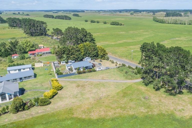 Photo of property in 912 Wylie Road, Himatangi, Foxton, 4891