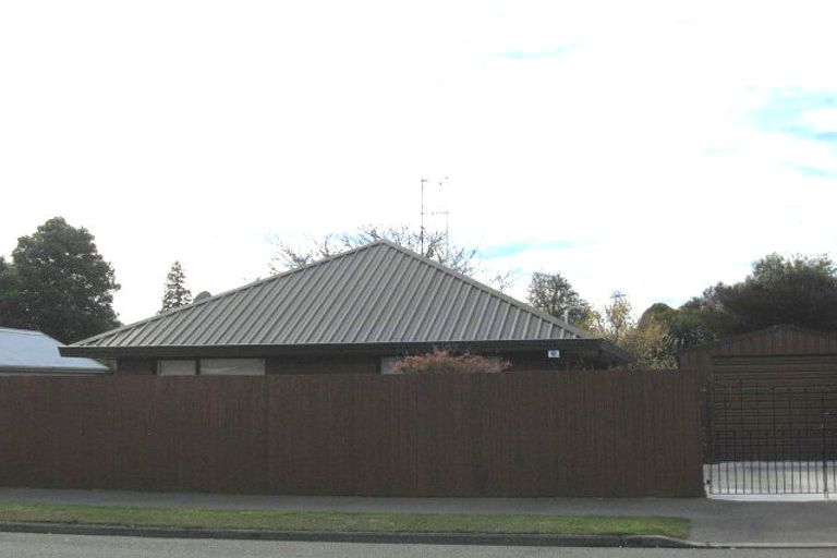 Photo of property in 1/94 Racecourse Road, Sockburn, Christchurch, 8042