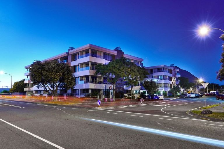 Photo of property in Anchorage Apartments, 401/36 Victoria Road, Mount Maunganui, 3116