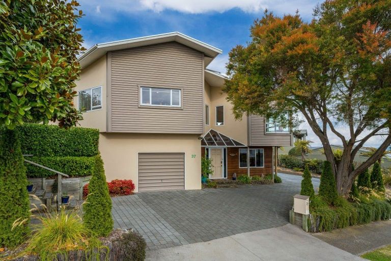 Photo of property in 39 Taharepa Road, Hilltop, Taupo, 3330
