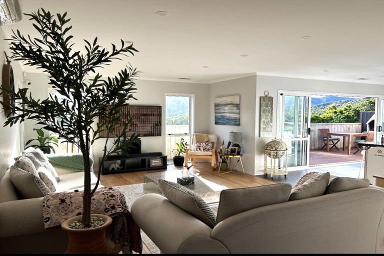 Photo of property in 20 Lime Grove, Maungaraki, Lower Hutt, 5010