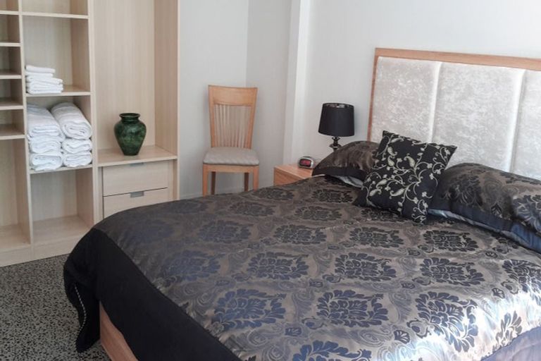 Photo of property in 84 Alpha Street, Cambridge, 3434