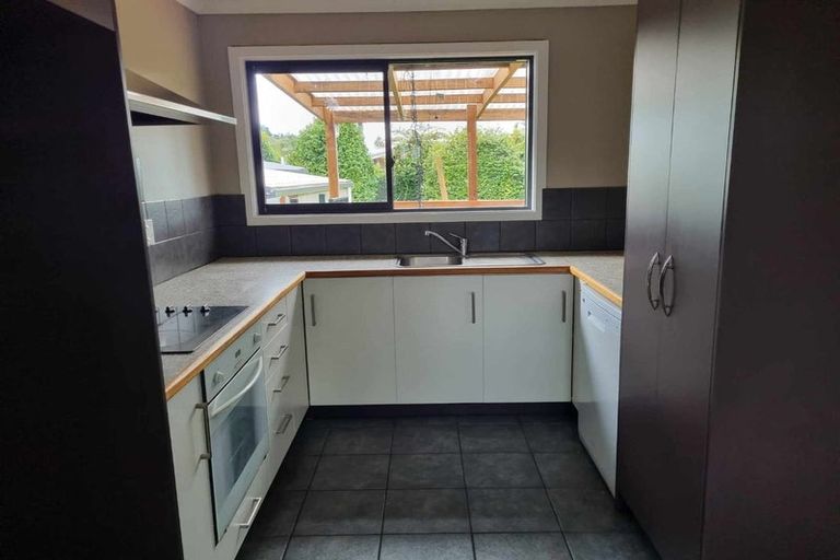 Photo of property in 32 Collie Drive, Pukehangi, Rotorua, 3015