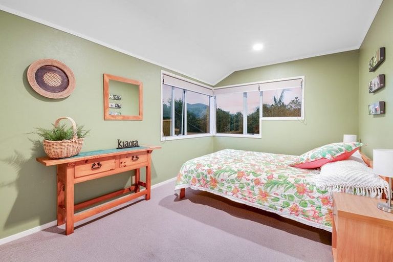 Photo of property in 894 Whangaparaoa Road, Manly, Whangaparaoa, 0930