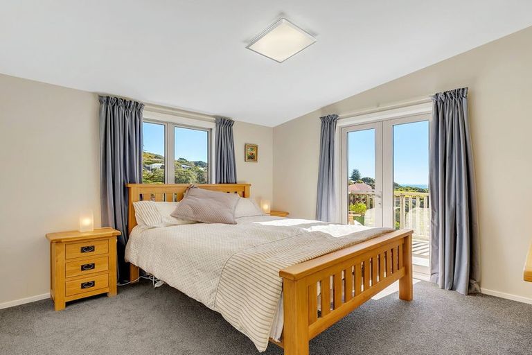 Photo of property in 7 View Road, Titahi Bay, Porirua, 5022