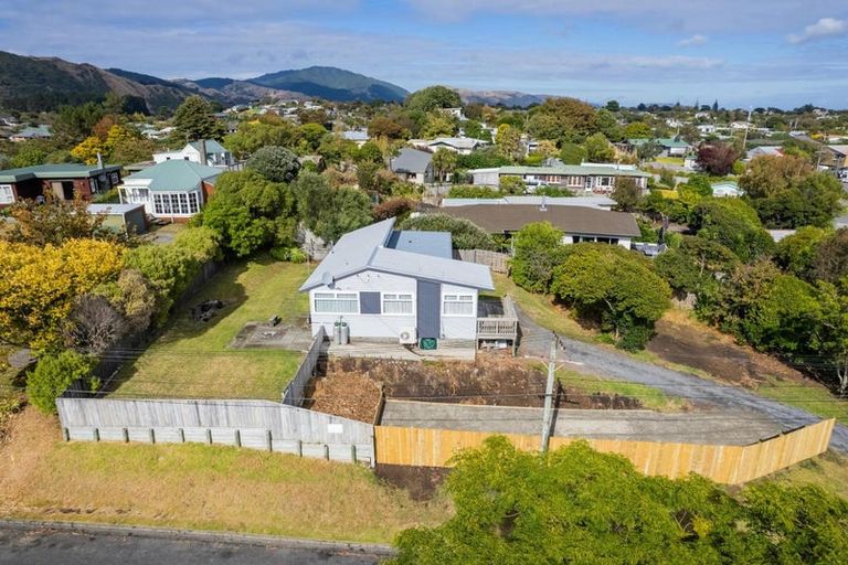 Photo of property in 172 Matai Road, Raumati Beach, Paraparaumu, 5032