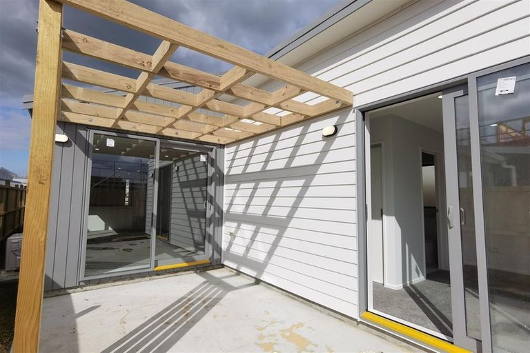 Photo of property in 27 Clayden Shuttleworth Street, Papakura, 2110