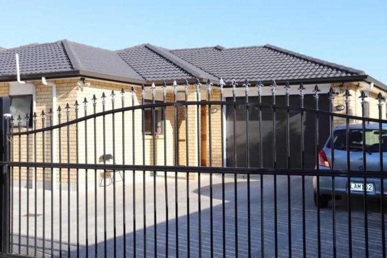 Photo of property in 24a Seddon Avenue, Papatoetoe, Auckland, 2104