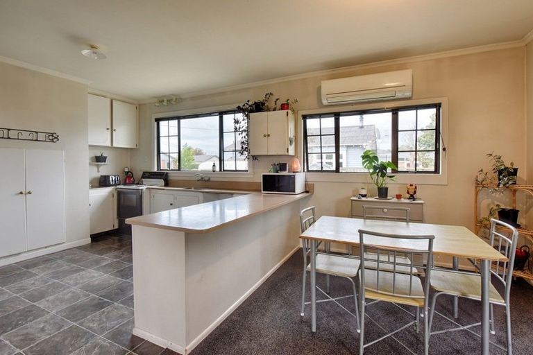 Photo of property in 15 Irving Street, Gore, 9710