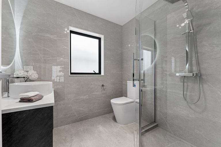 Photo of property in 124 Mcquoids Road, Flat Bush, Auckland, 2019