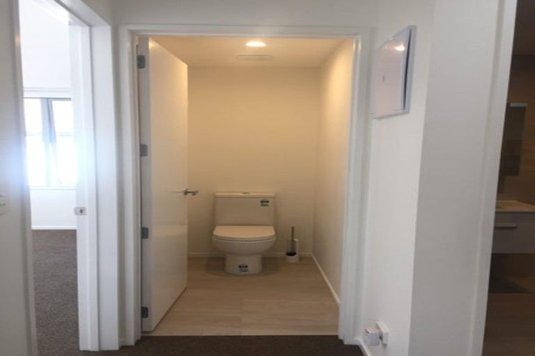 Photo of property in 4/33 Darvel Street, Riccarton, Christchurch, 8011