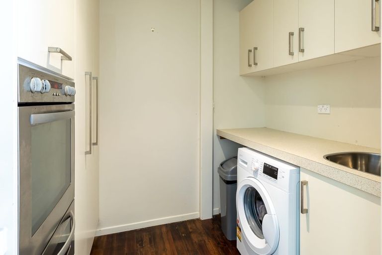 Photo of property in 4 Berne Place, Birkenhead, Auckland, 0626