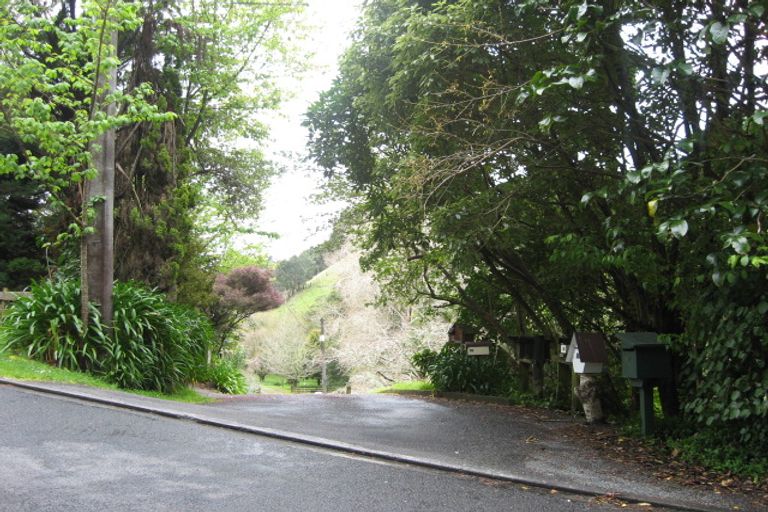 Photo of property in 9b Kereru Place, Upper Vogeltown, New Plymouth, 4310