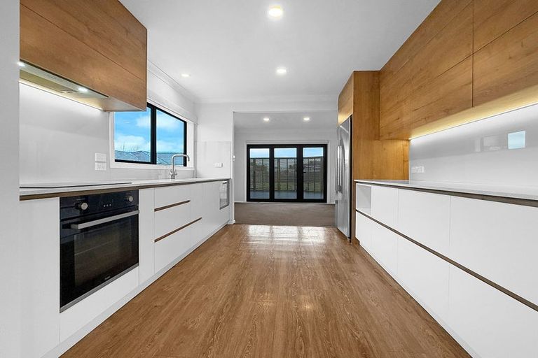 Photo of property in 19 Gardener Street, Levin, 5510