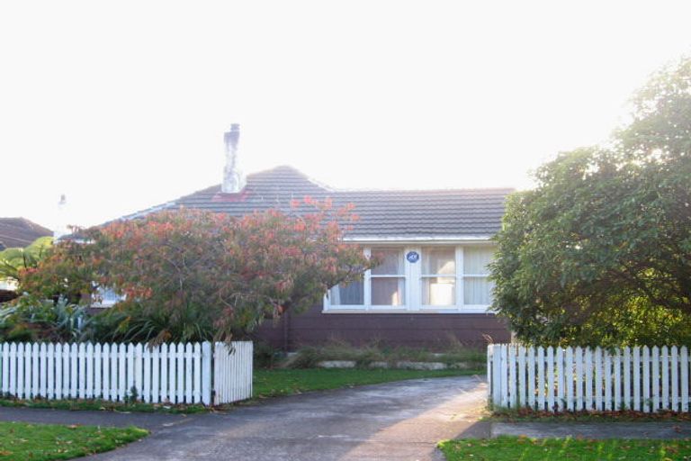 Photo of property in 20 Rainey Grove, Taita, Lower Hutt, 5011