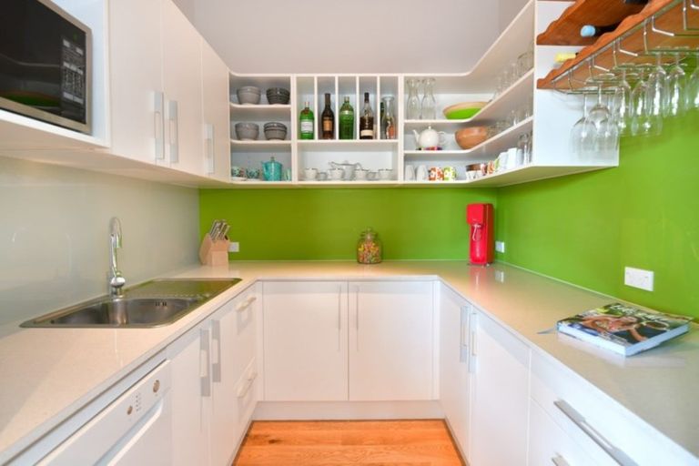 Photo of property in 118 The Circle, Manly, Whangaparaoa, 0930