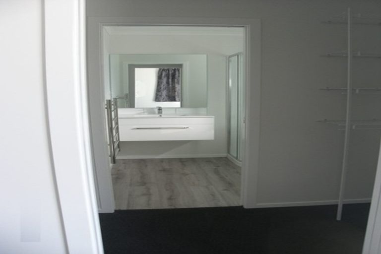 Photo of property in 112 Hinemoa Street, Levin, 5510