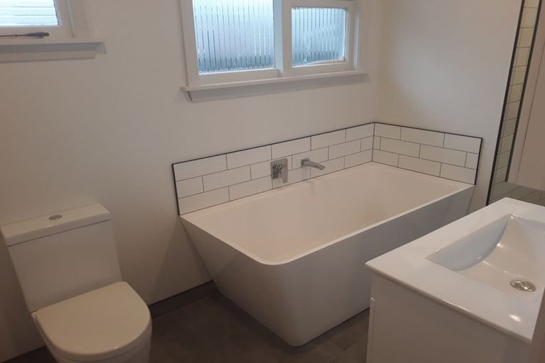 Photo of property in 5 Cottonwood Street, Parklands, Christchurch, 8083