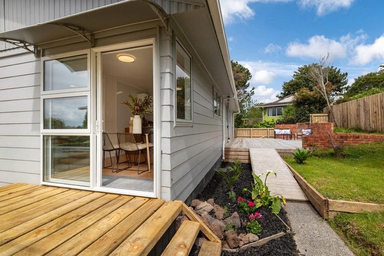 Photo of property in 16 Jayne Place, Torbay, Auckland, 0630
