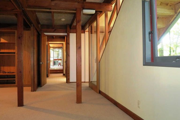 Photo of property in 52 Park Hill Road, Birkenhead, Auckland, 0626