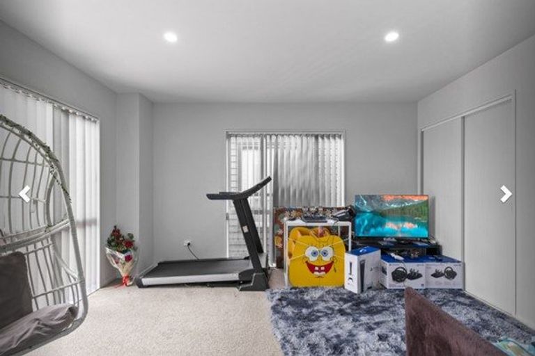 Photo of property in 43a Hillcrest Road, Papatoetoe, Auckland, 2025