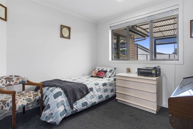 Photo of property in Waterview Estate, 6/4 Greystone Place, Omokoroa, 3114