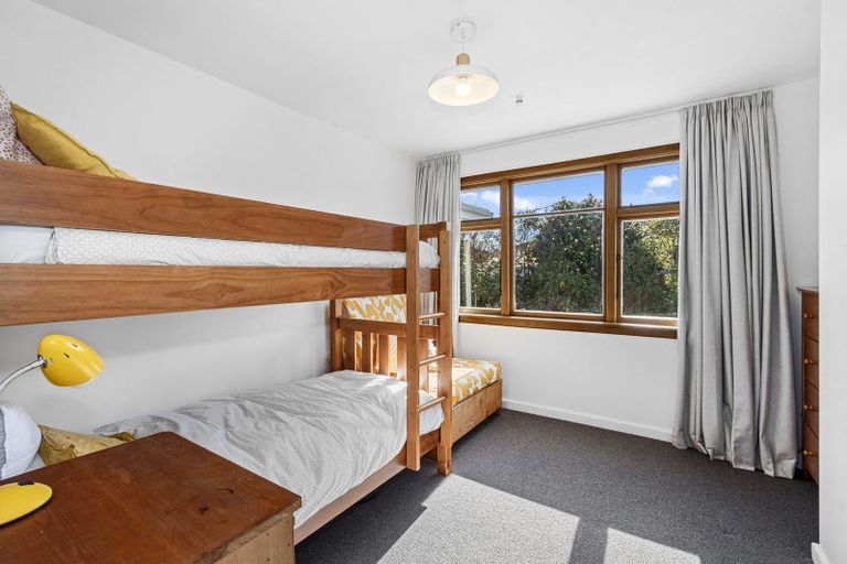 Photo of property in 68 Kennedys Bush Road, Halswell, Christchurch, 8025