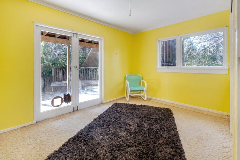 Photo of property in 29 Kayeleen Place, Cockle Bay, Auckland, 2014