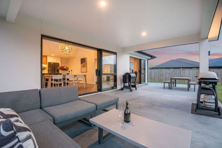 Photo of property in 13 Rodeo Place, Outram, 9019