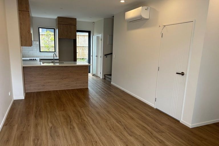 Photo of property in 5/22 Coniston Avenue, Te Atatu South, Auckland, 0610