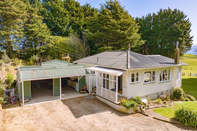 Photo of property in 398 Dorsets Road, Rangitumau, Masterton, 5882