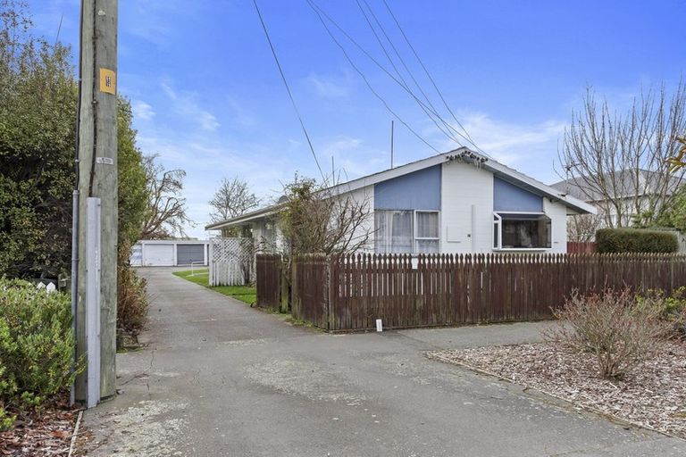 Photo of property in 2/45 Gresford Street, Edgeware, Christchurch, 8013